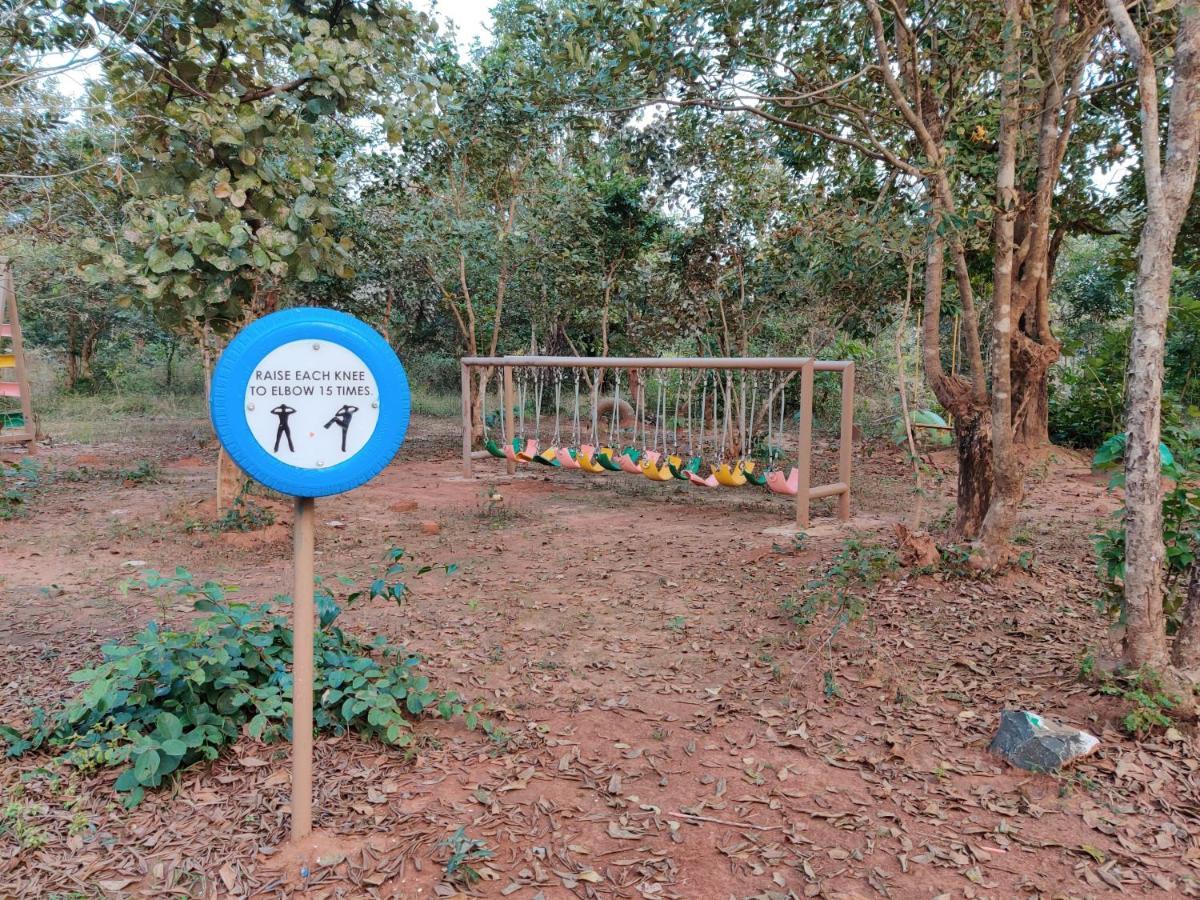 Surwahi Social Ecoestate Kanha Bagian luar foto