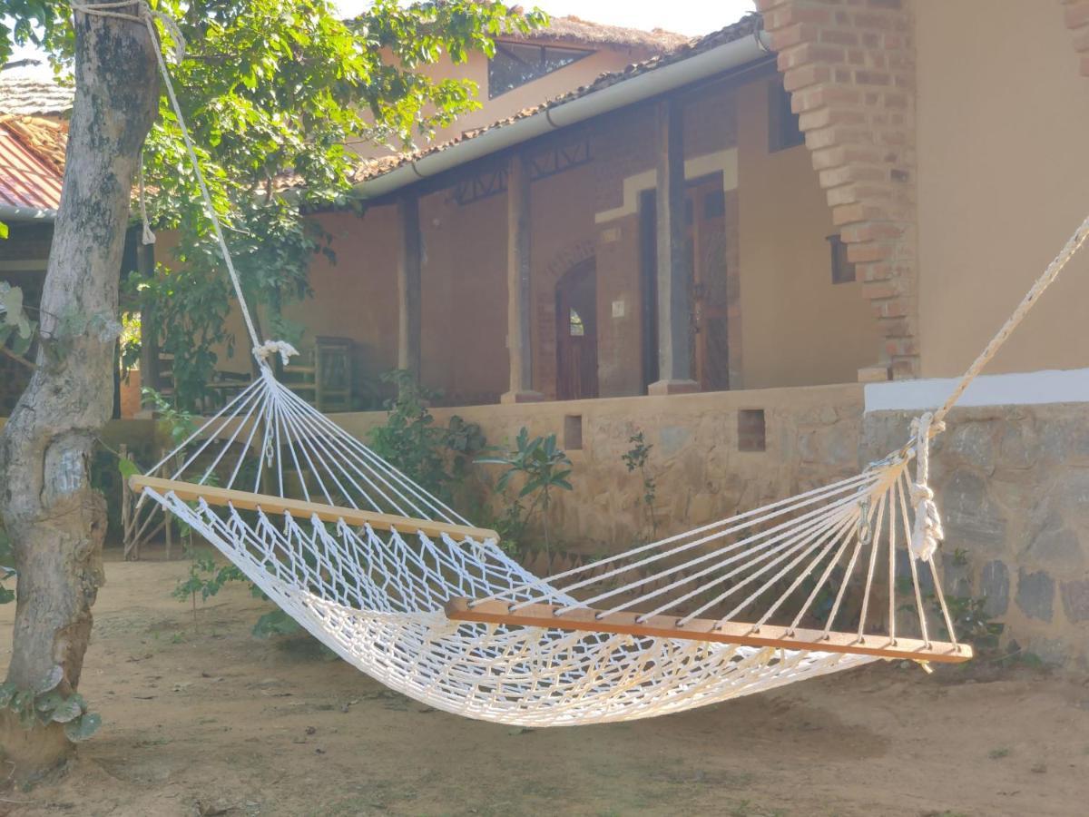 Surwahi Social Ecoestate Kanha Bagian luar foto