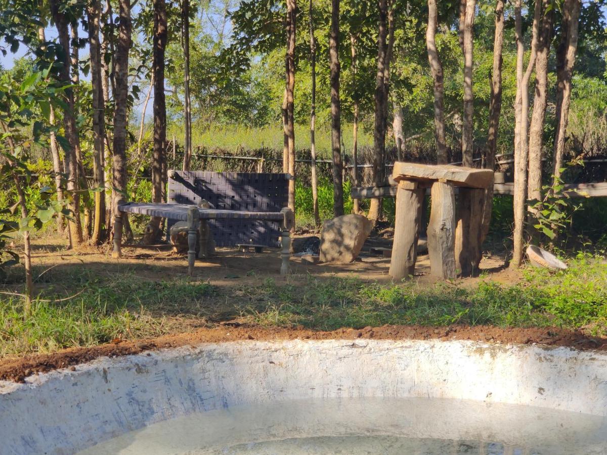 Surwahi Social Ecoestate Kanha Bagian luar foto