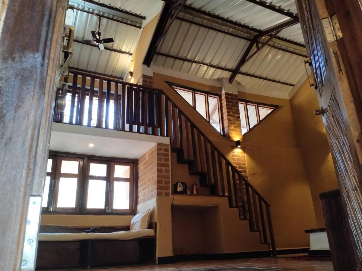 Surwahi Social Ecoestate Kanha Bagian luar foto
