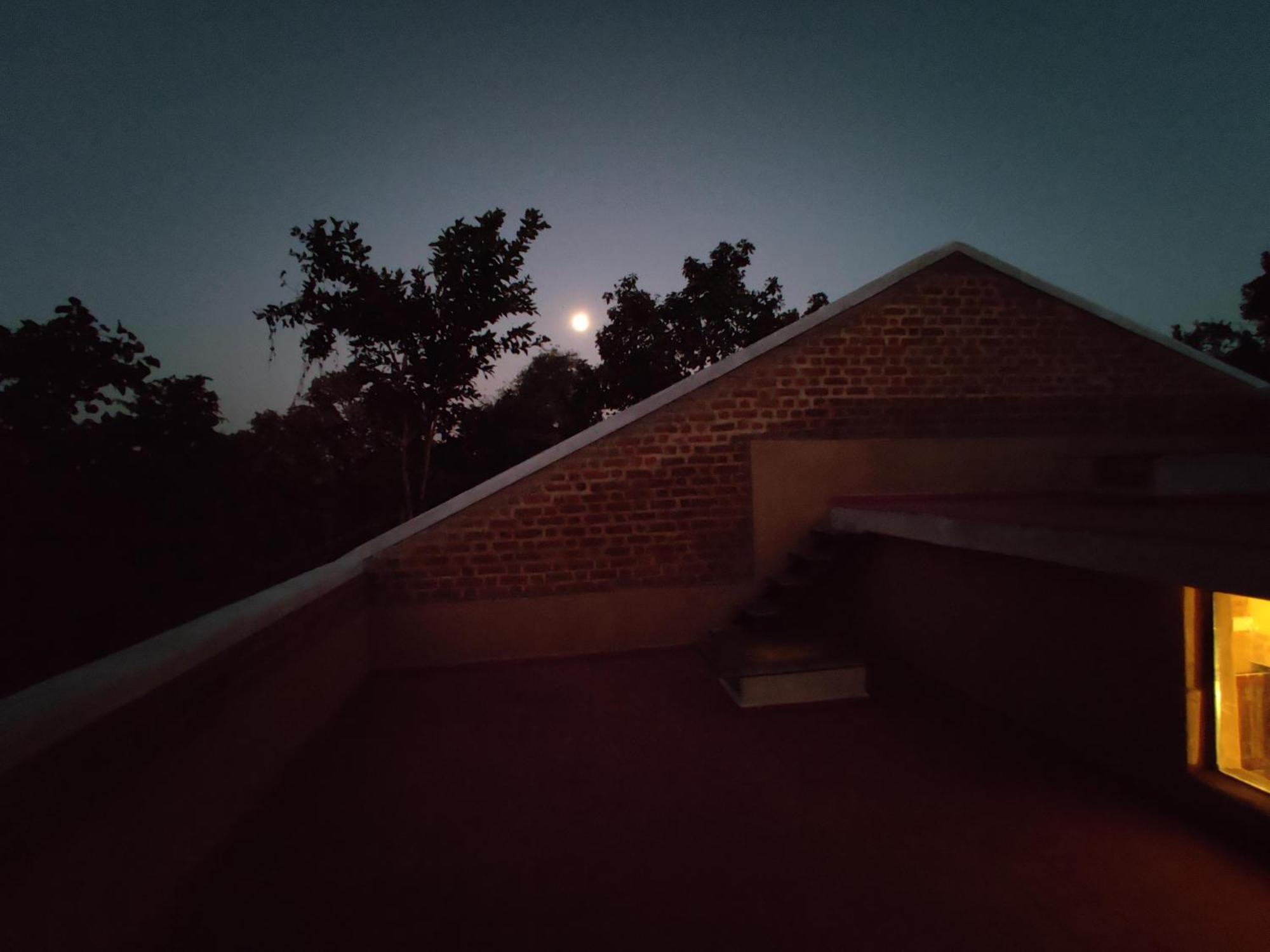 Surwahi Social Ecoestate Kanha Bagian luar foto