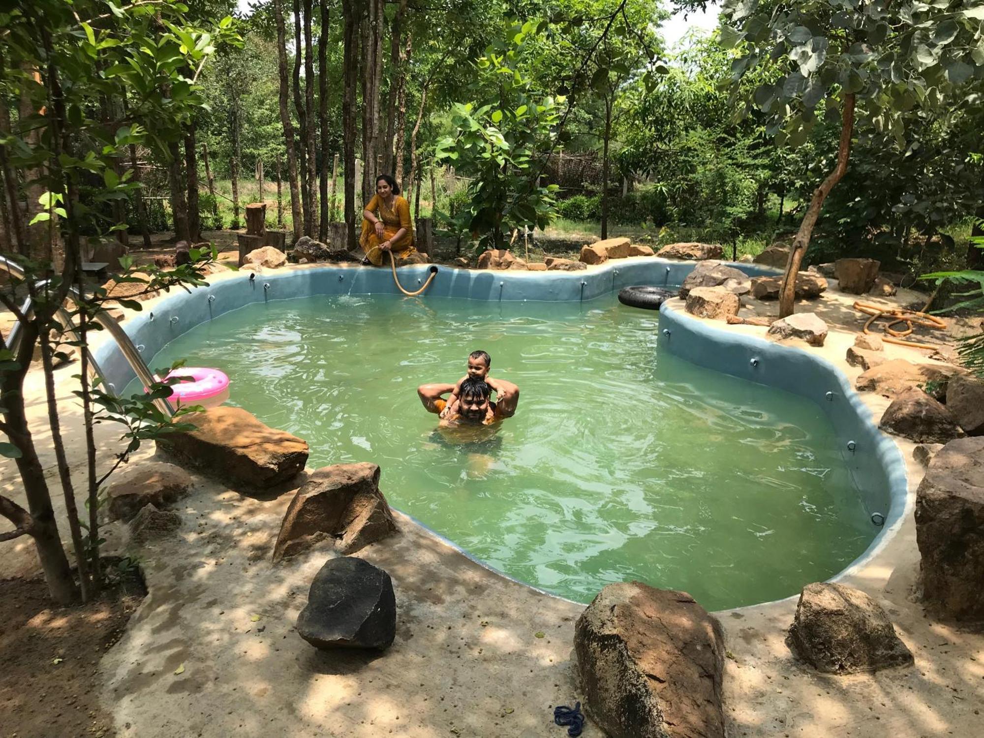 Surwahi Social Ecoestate Kanha Bagian luar foto
